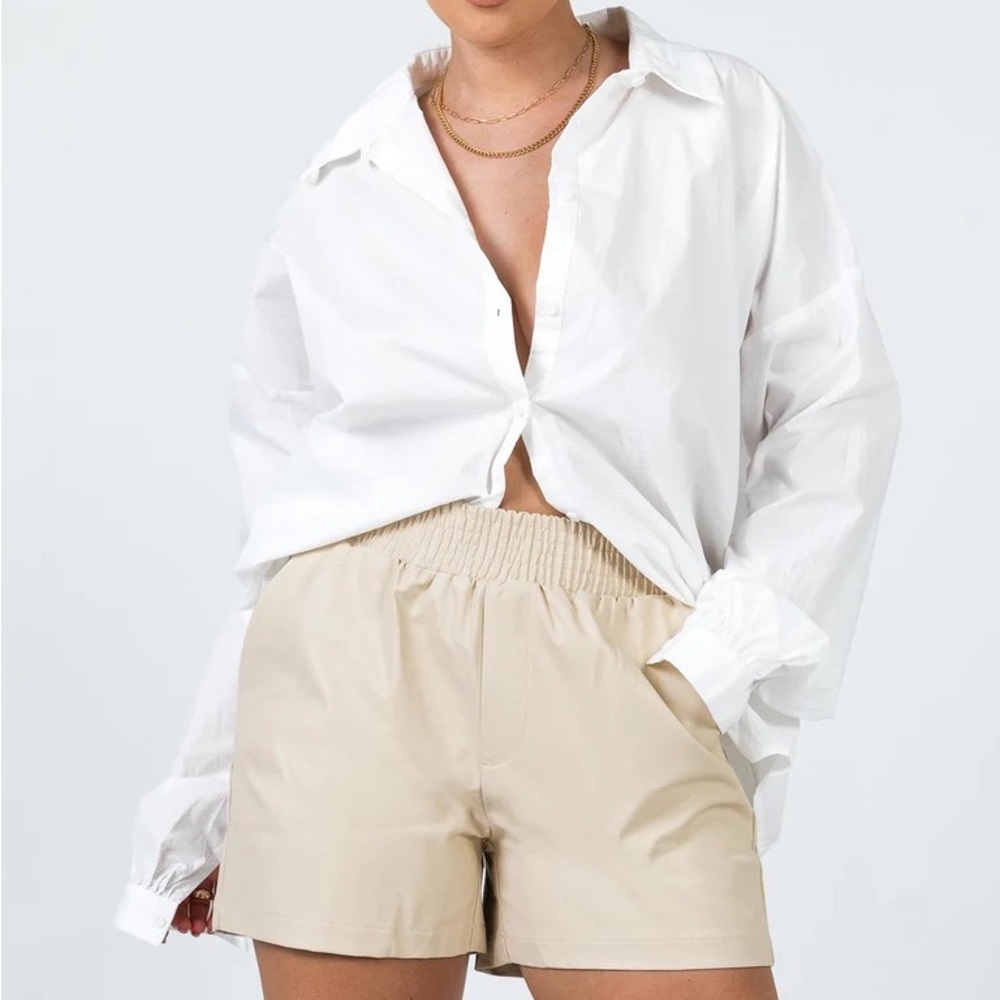 Princess Polly AUDREA SHORTS BEIGE